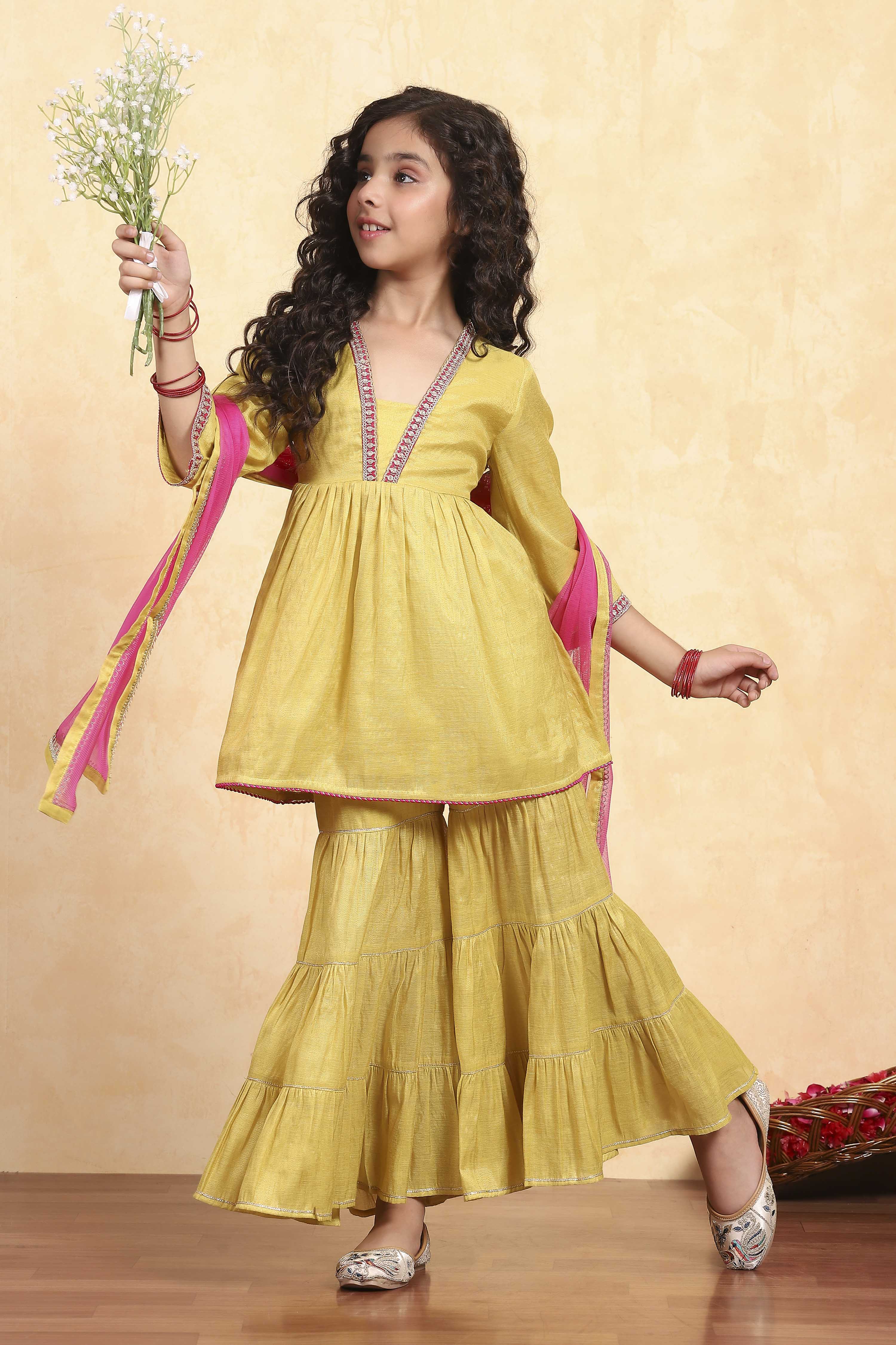 Green Cotton Dyed Gathered Sharara Suit Set image number 0