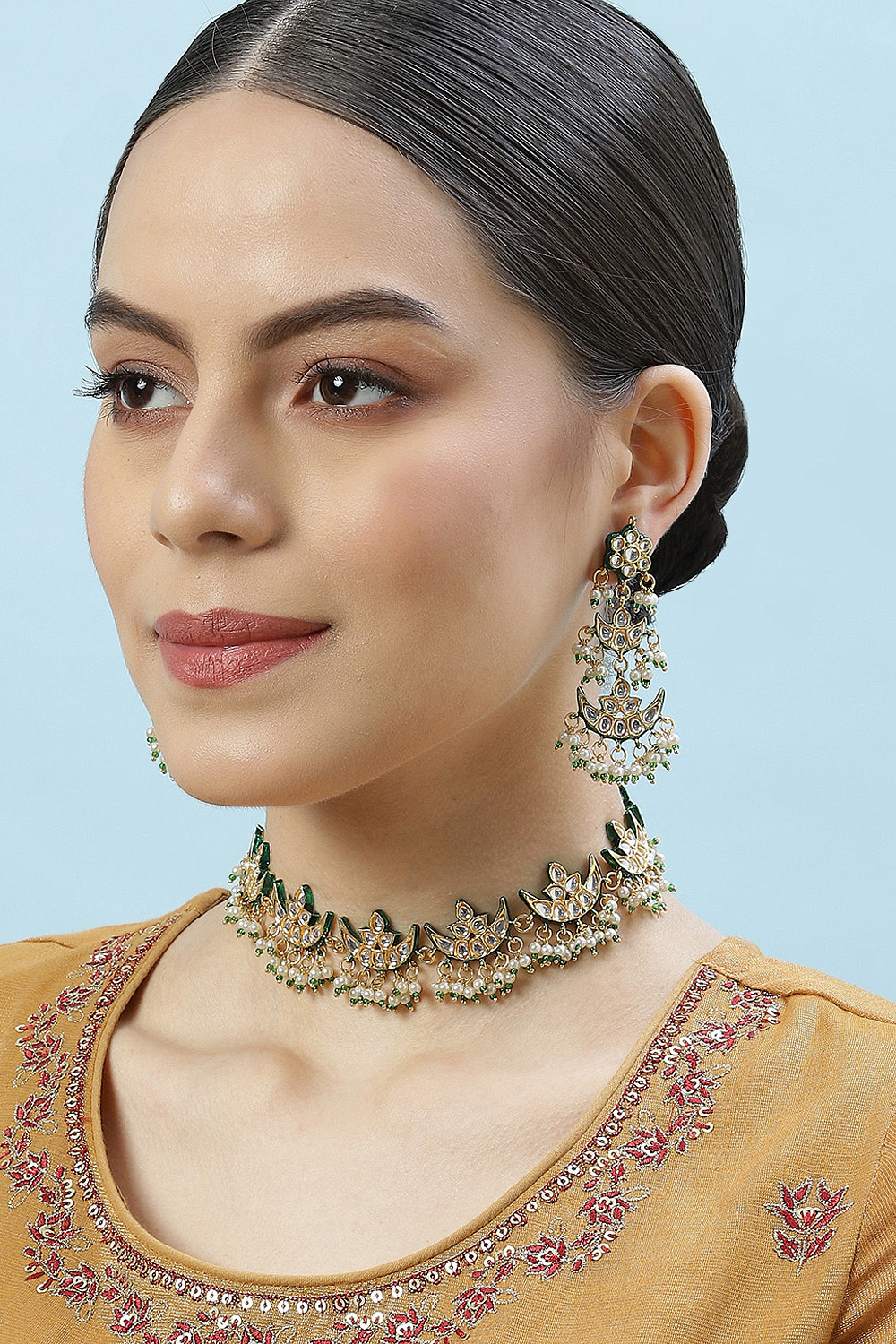 Gold & Green Brass Necklace Set image number 3