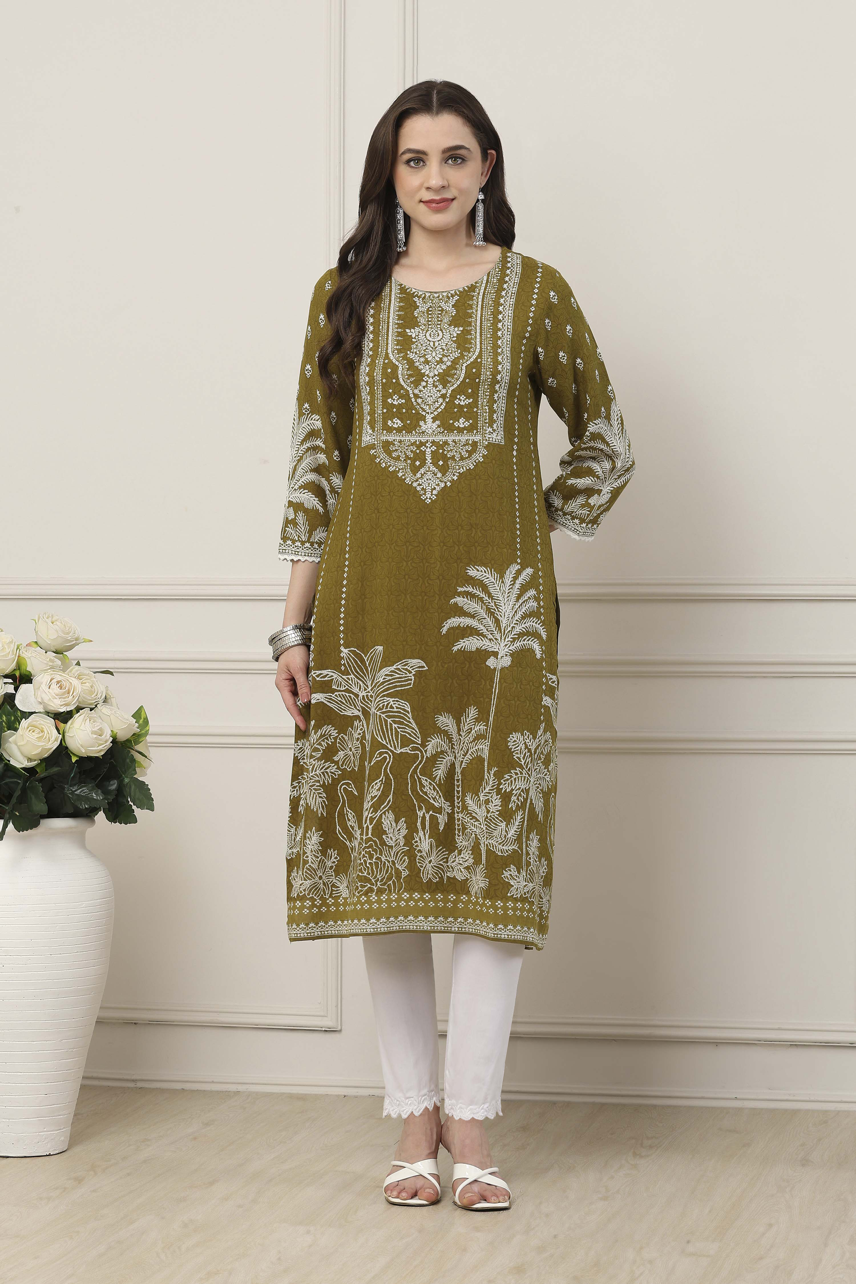 Blue Viscose Rayon Floral Printed Straight Kurta image number 5