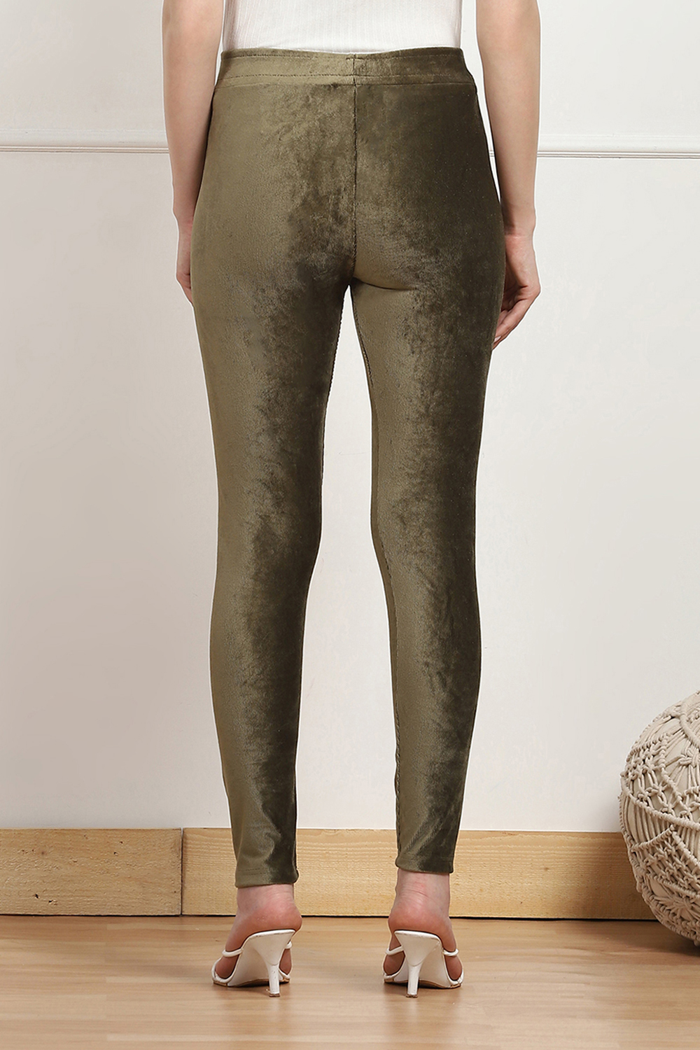 Burgundy Cotton Solid Jeggings image number 5