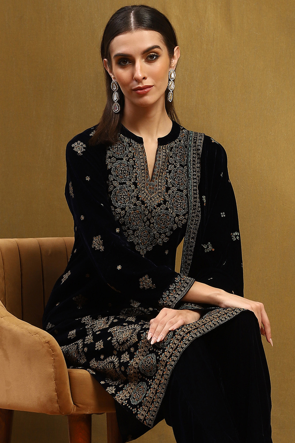 Navy Polyester Straight Suit Set image number 7