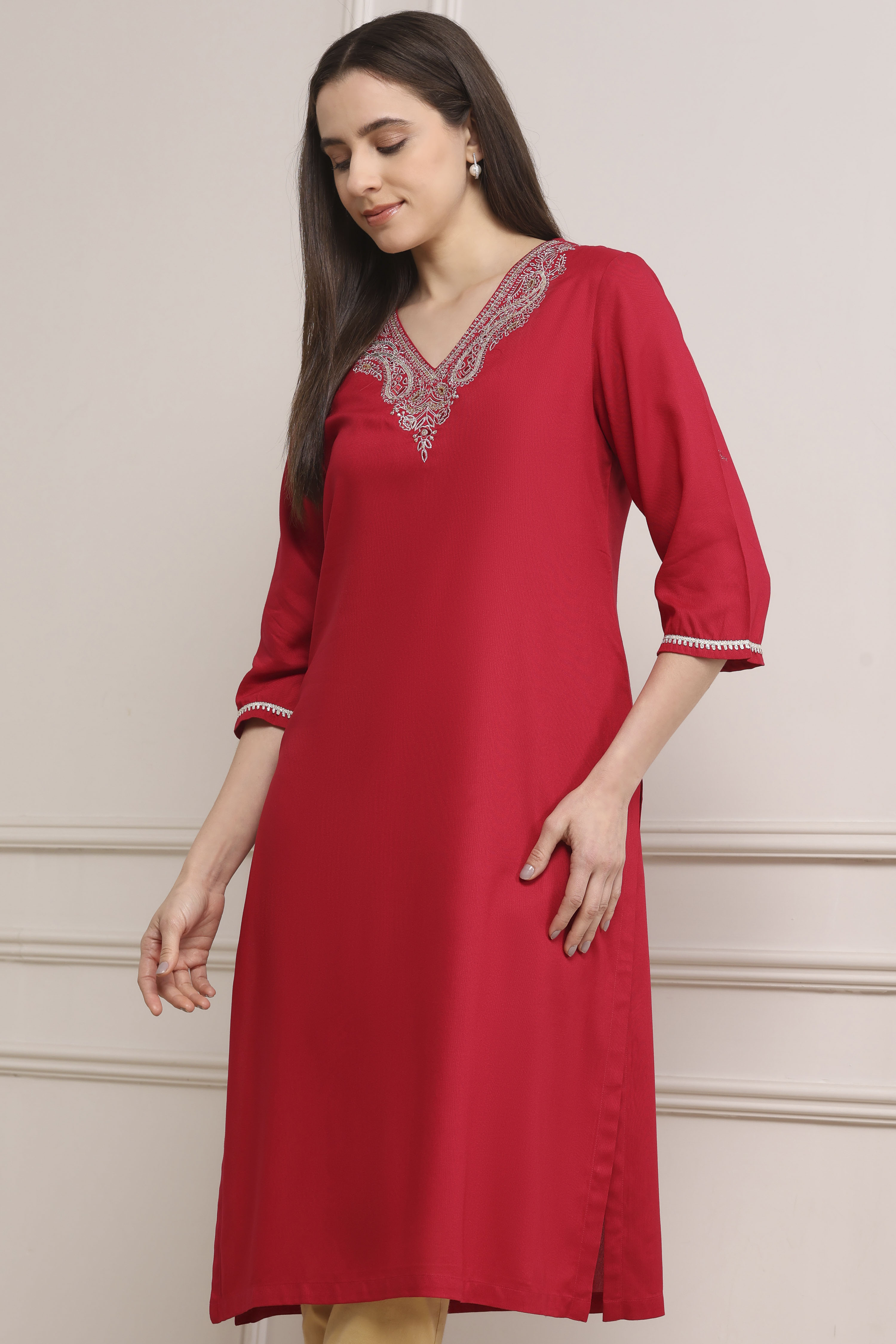 Red Solid Straight Kurta image number 6