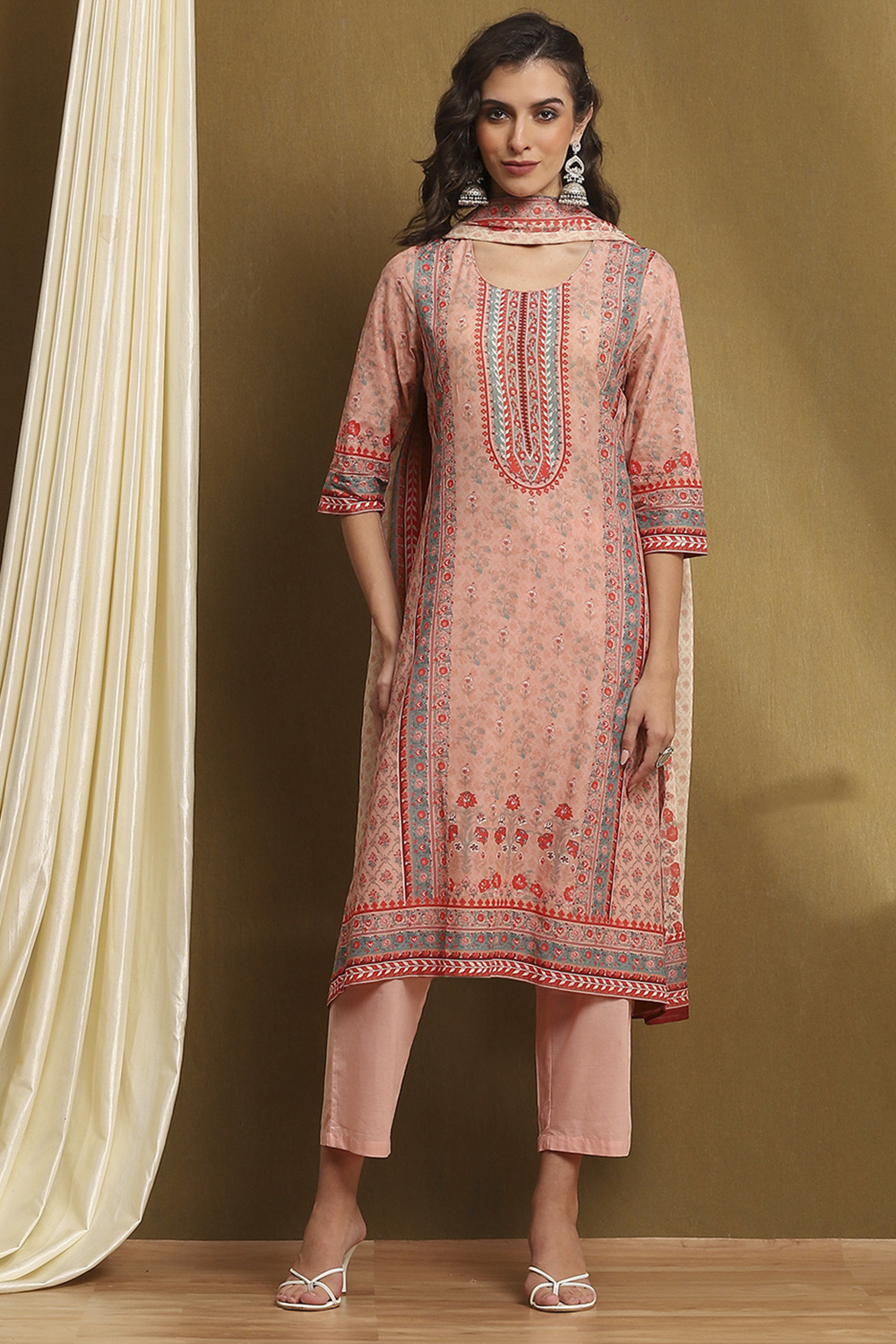 Moss Green Cotton Floral Printed Straight Suit Set image number 6