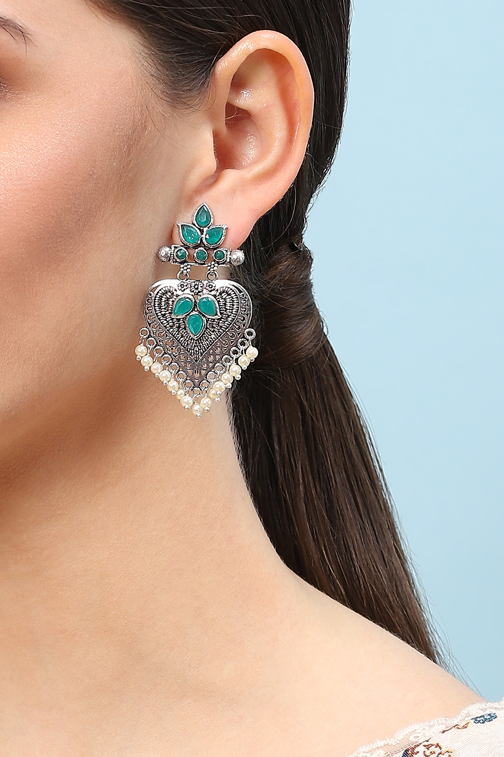 Oxidised Green Earrings image number 1