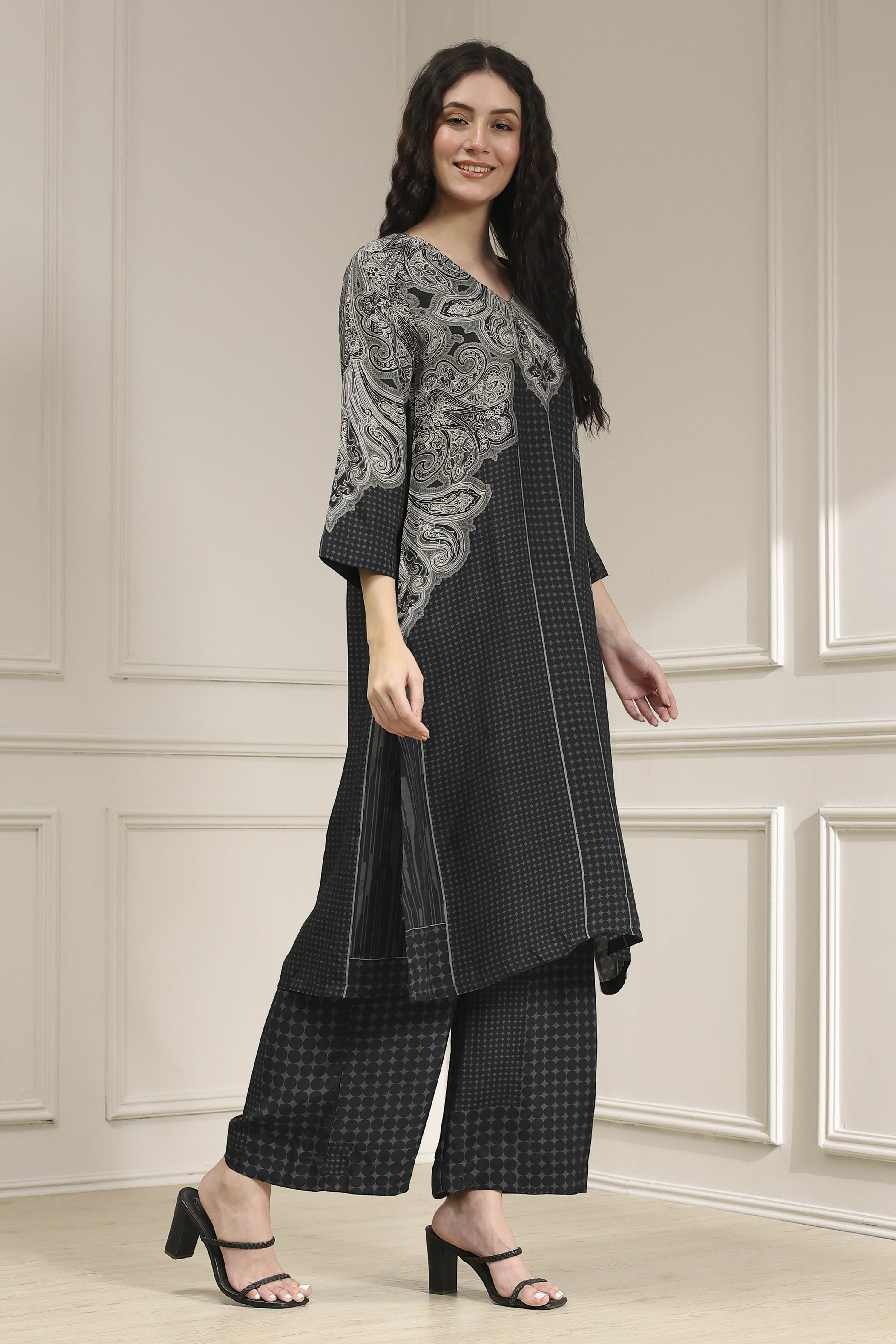 Black Printed Straight Kurta Set image number 5