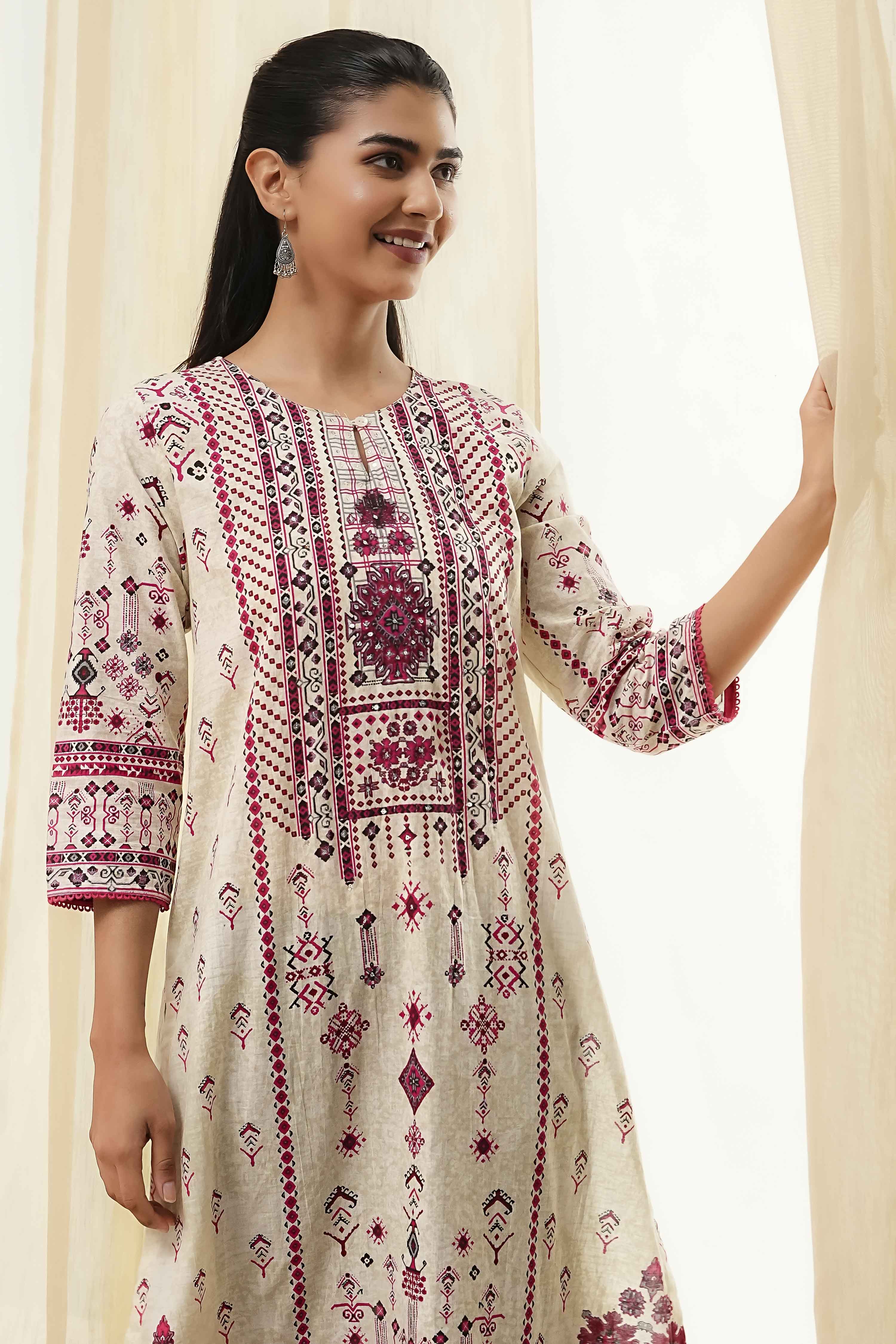 Off-White and Blue Cotton Straight Kurta image number 6