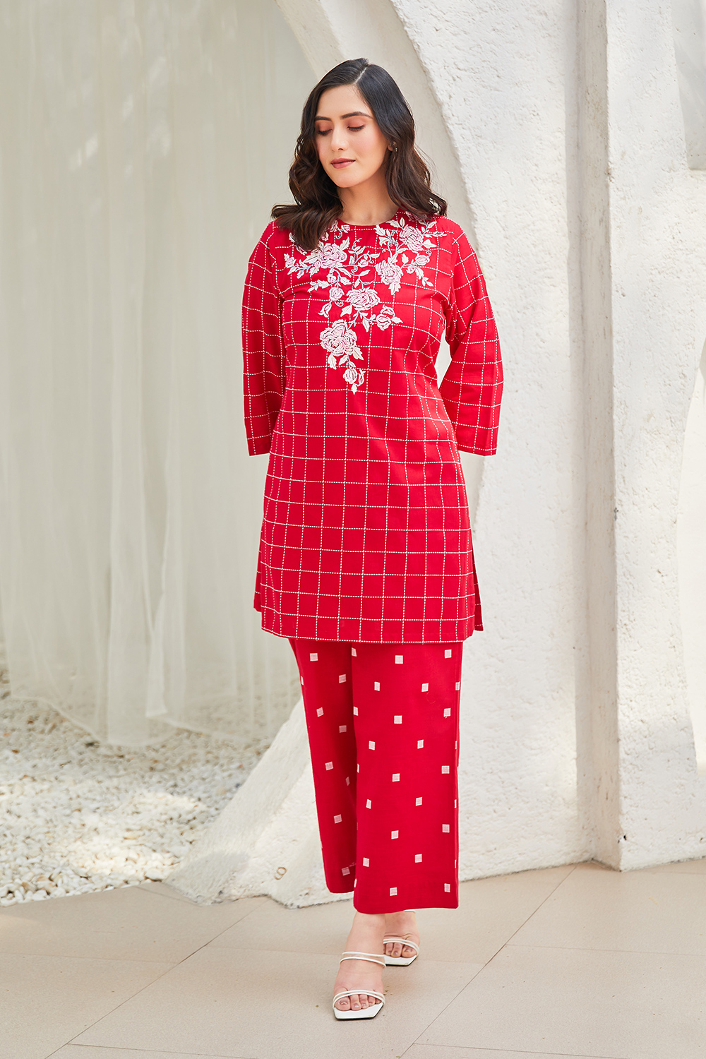 Red Cotton Straight Suit Set image number 6