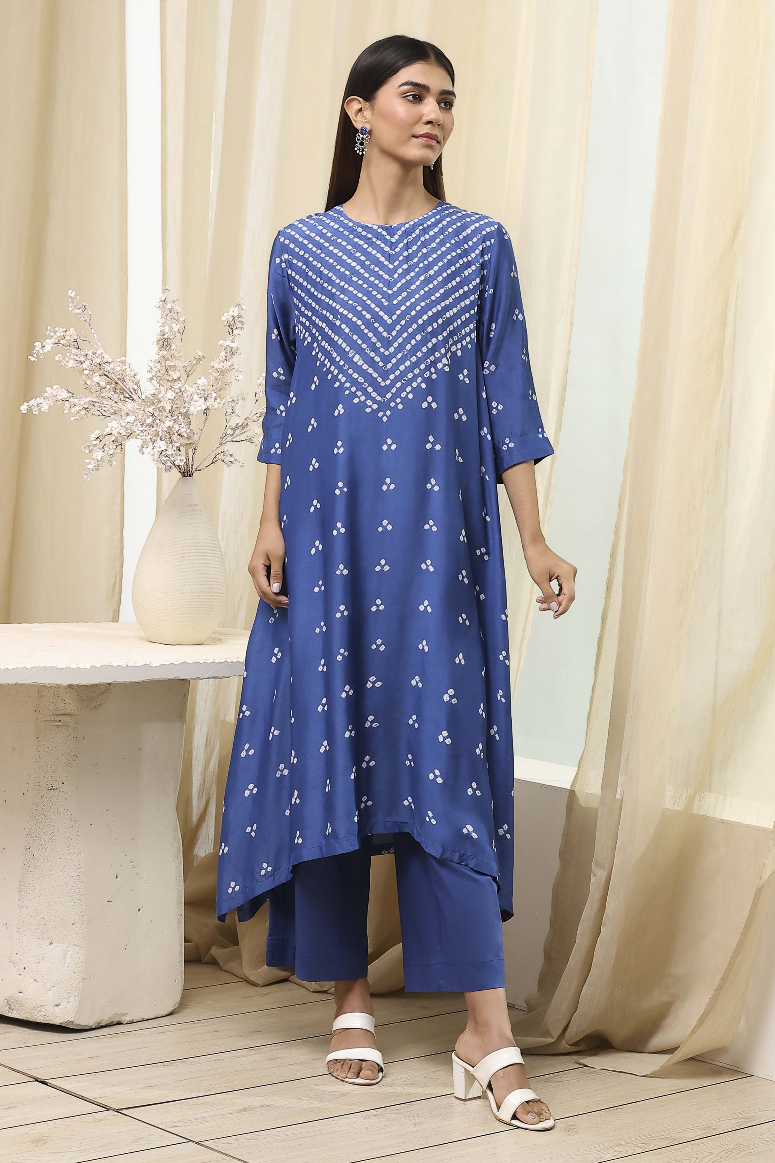 Blue Shantoon Asymmetric Suit Set image number 6