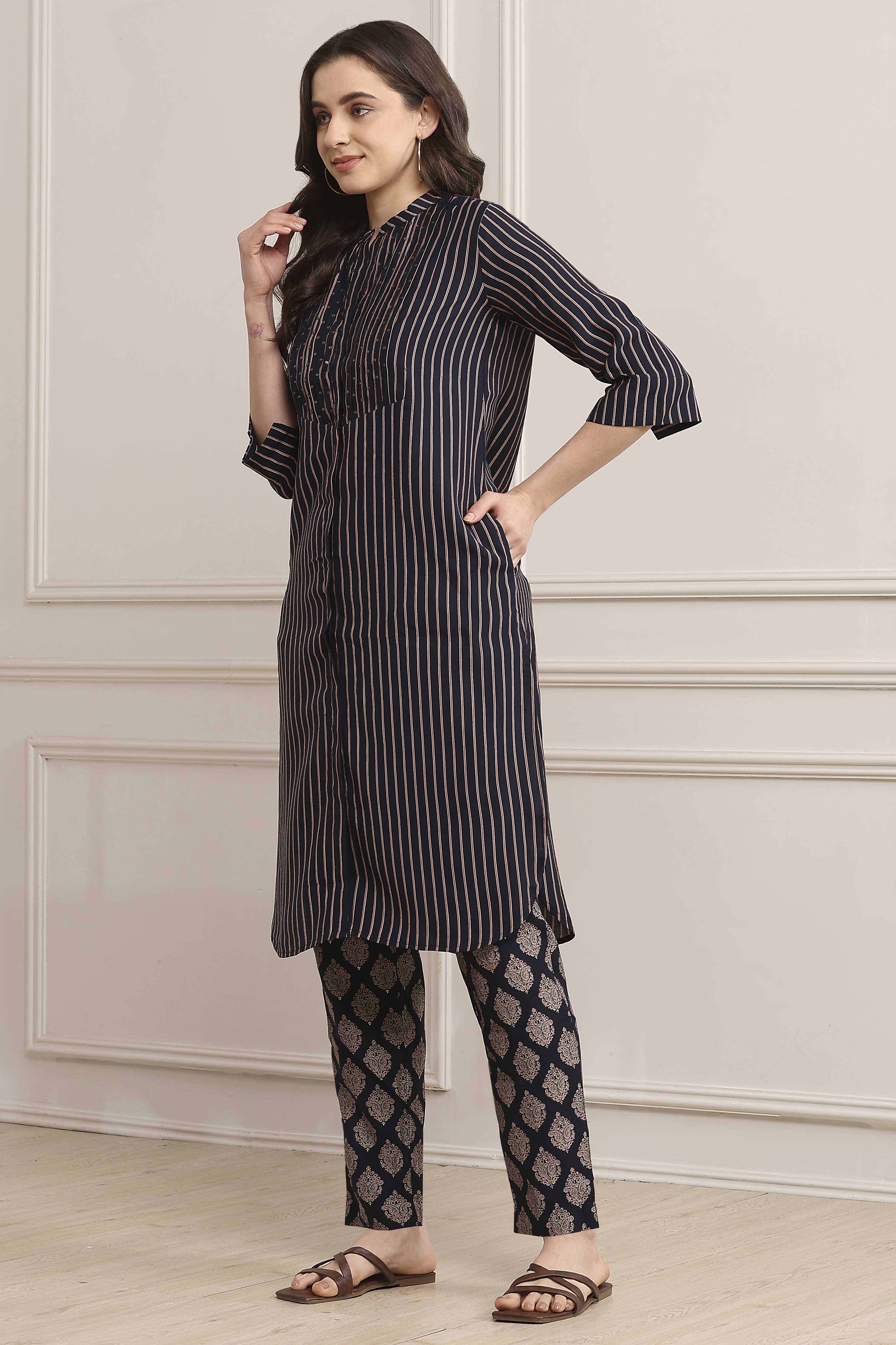 Red Poly Viscose Printed Kurta Set image number 3