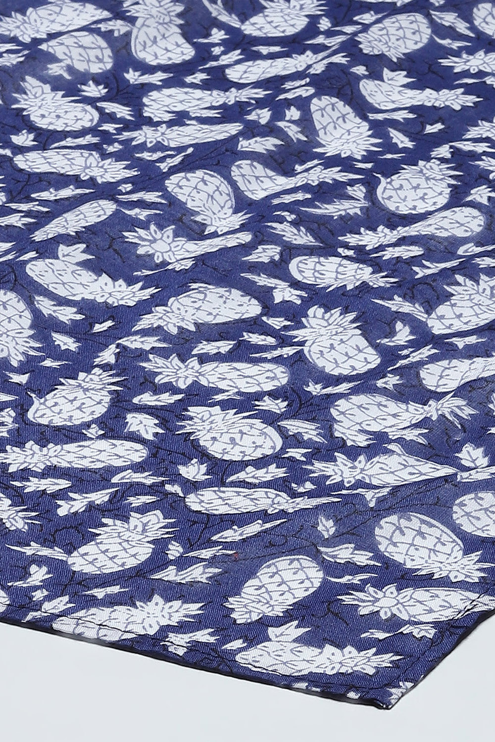 White and Blue Cotton Dobby Printed Suit Set image number 3