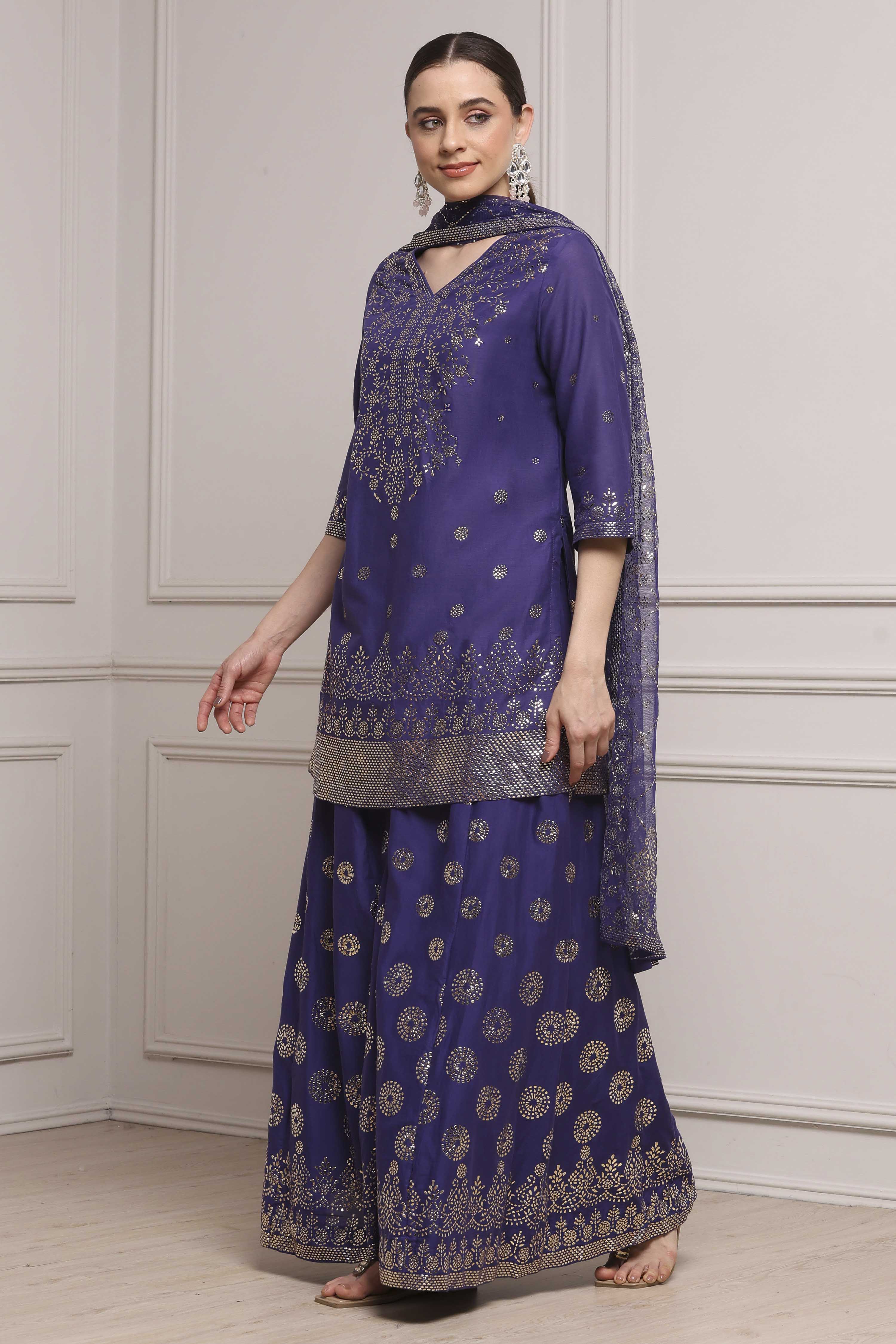 Green Cotton Metallic Pattern Sharara Suit Set image number 3