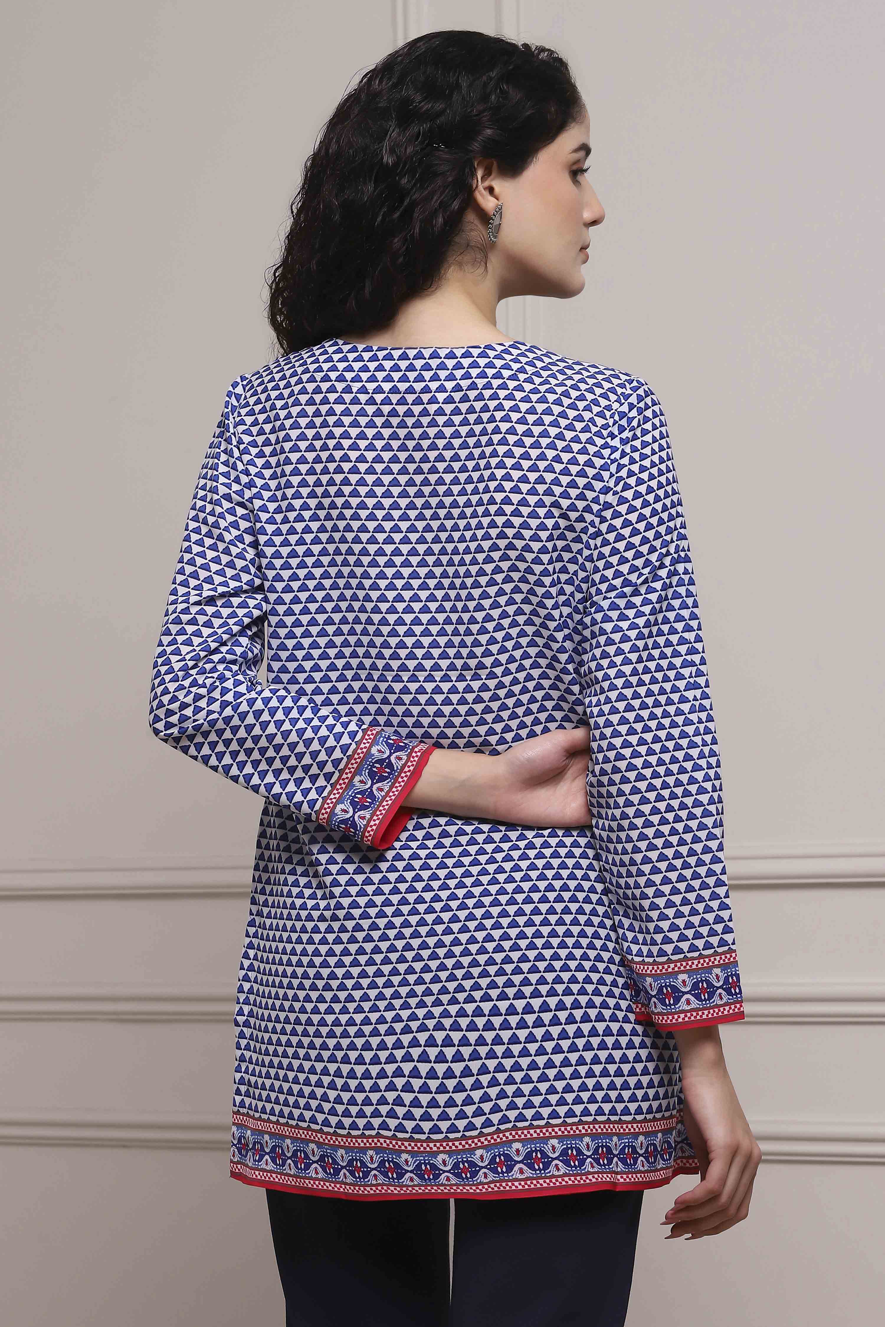 Blue Art Silk Printed Straight Short Kurta image number 3