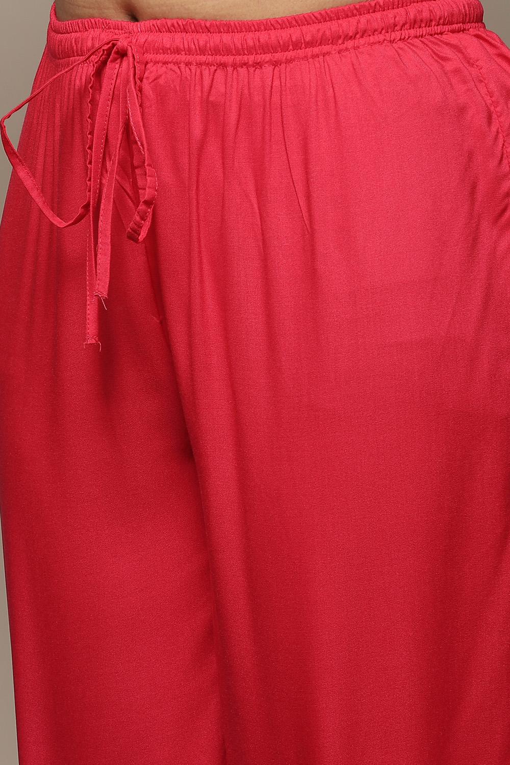 Fuschia Rayon Straight Kurta Pant Suit Set image number 2