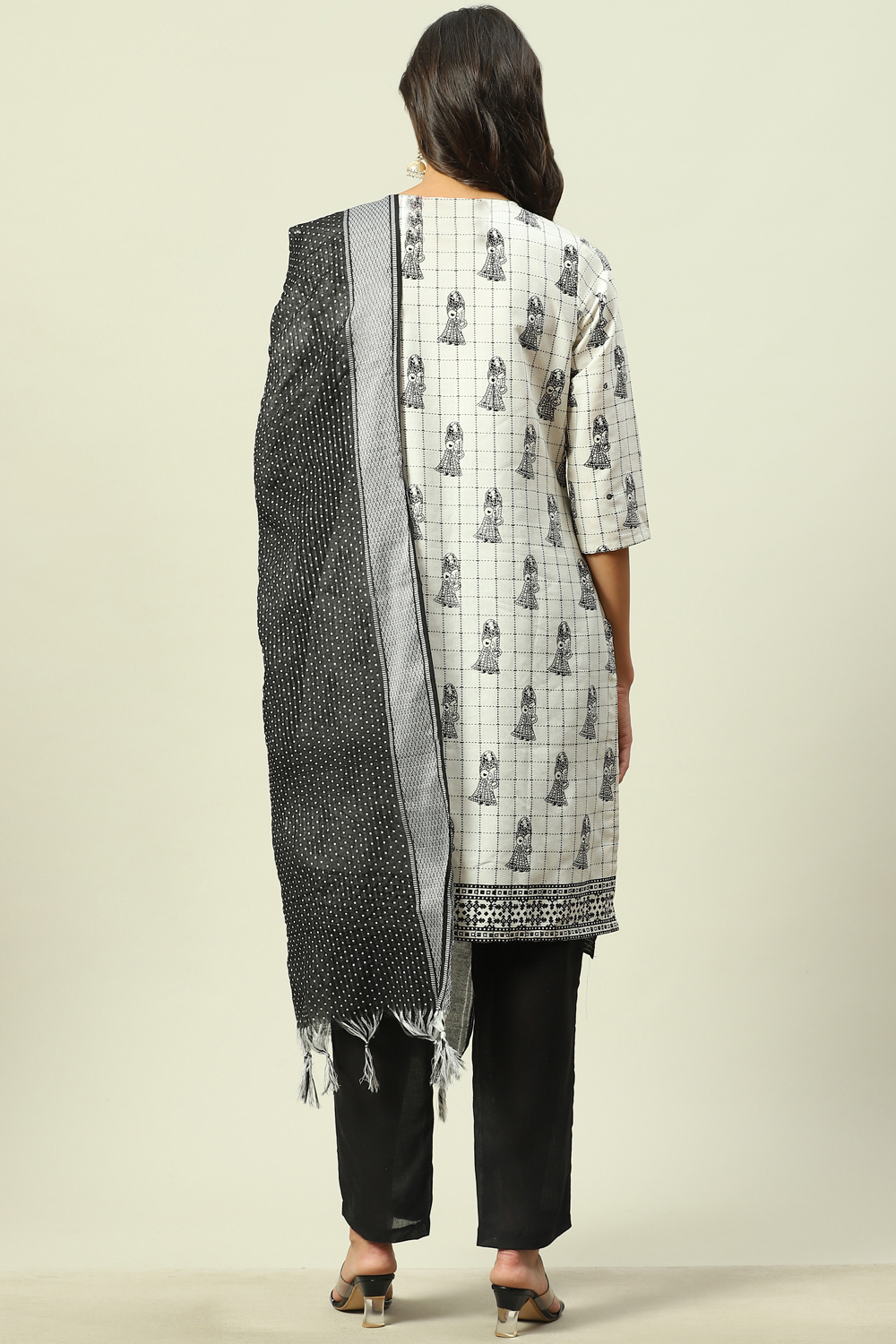 White Cotton Machine Embroidered Unstitched Suit Set image number 4