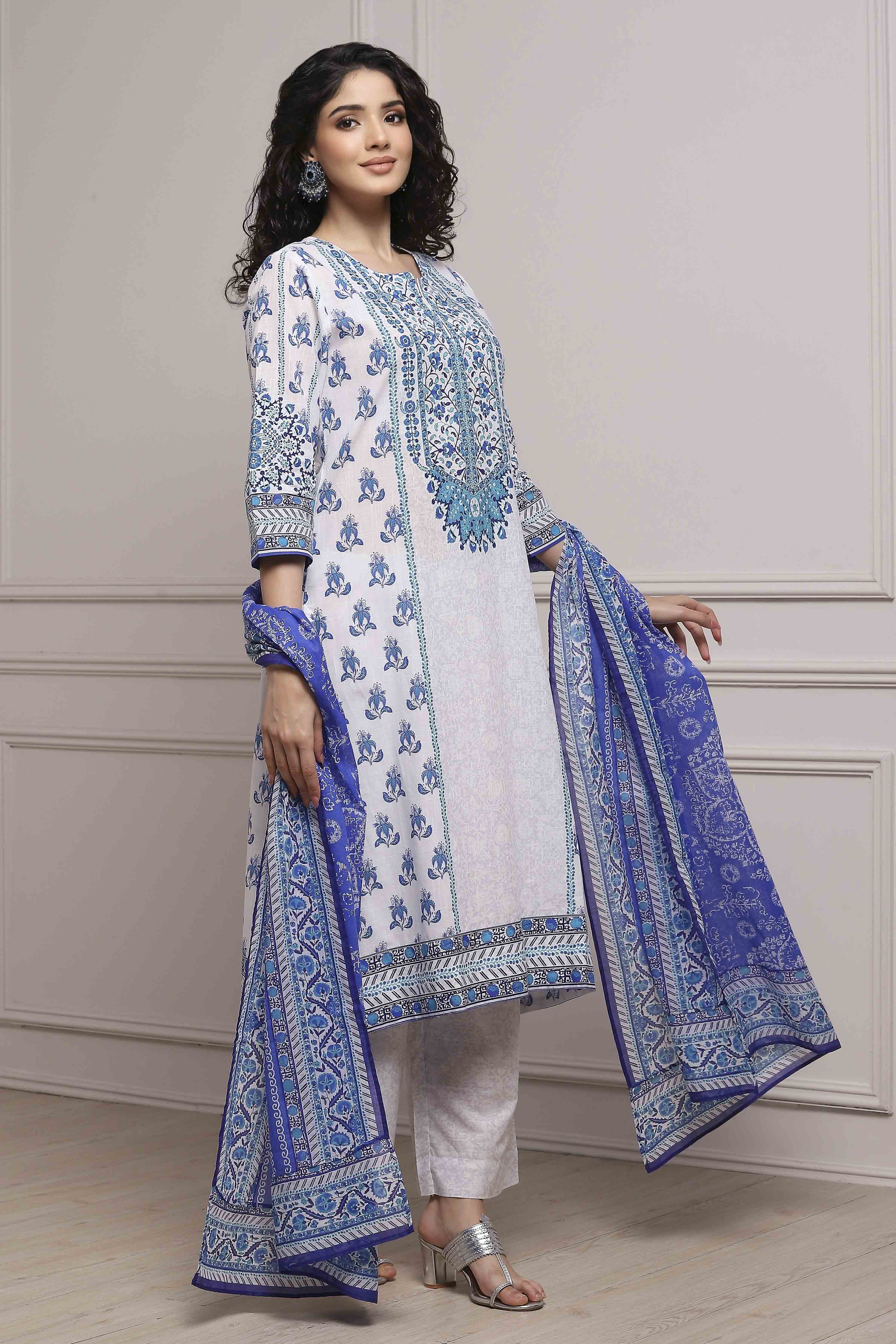 White and Blue Cotton Printed Straight Suit Set image number 5