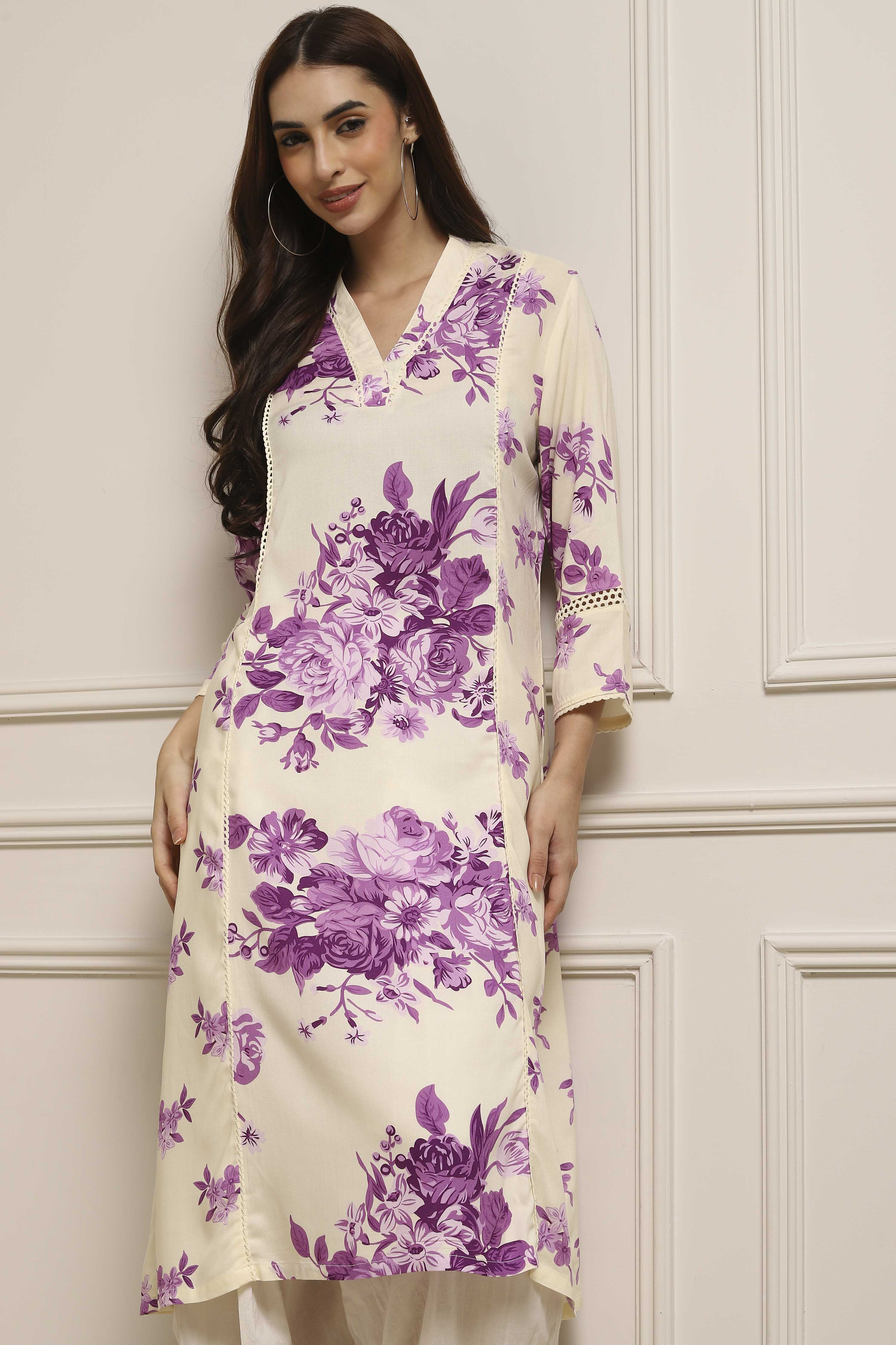 White and Pink Printed Straight Kurta image number 1