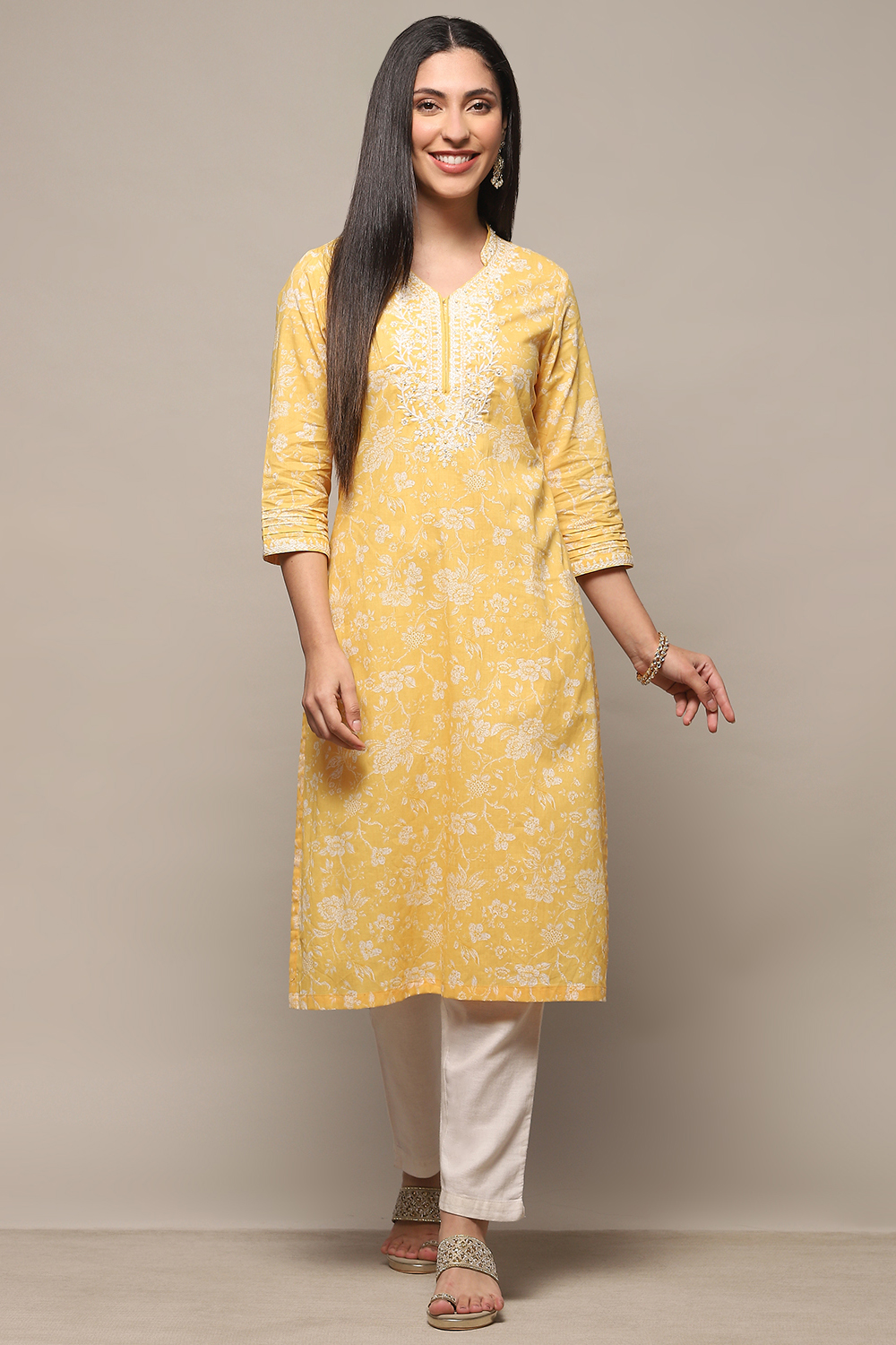 Yellow Cotton Straight Kurta image number 5