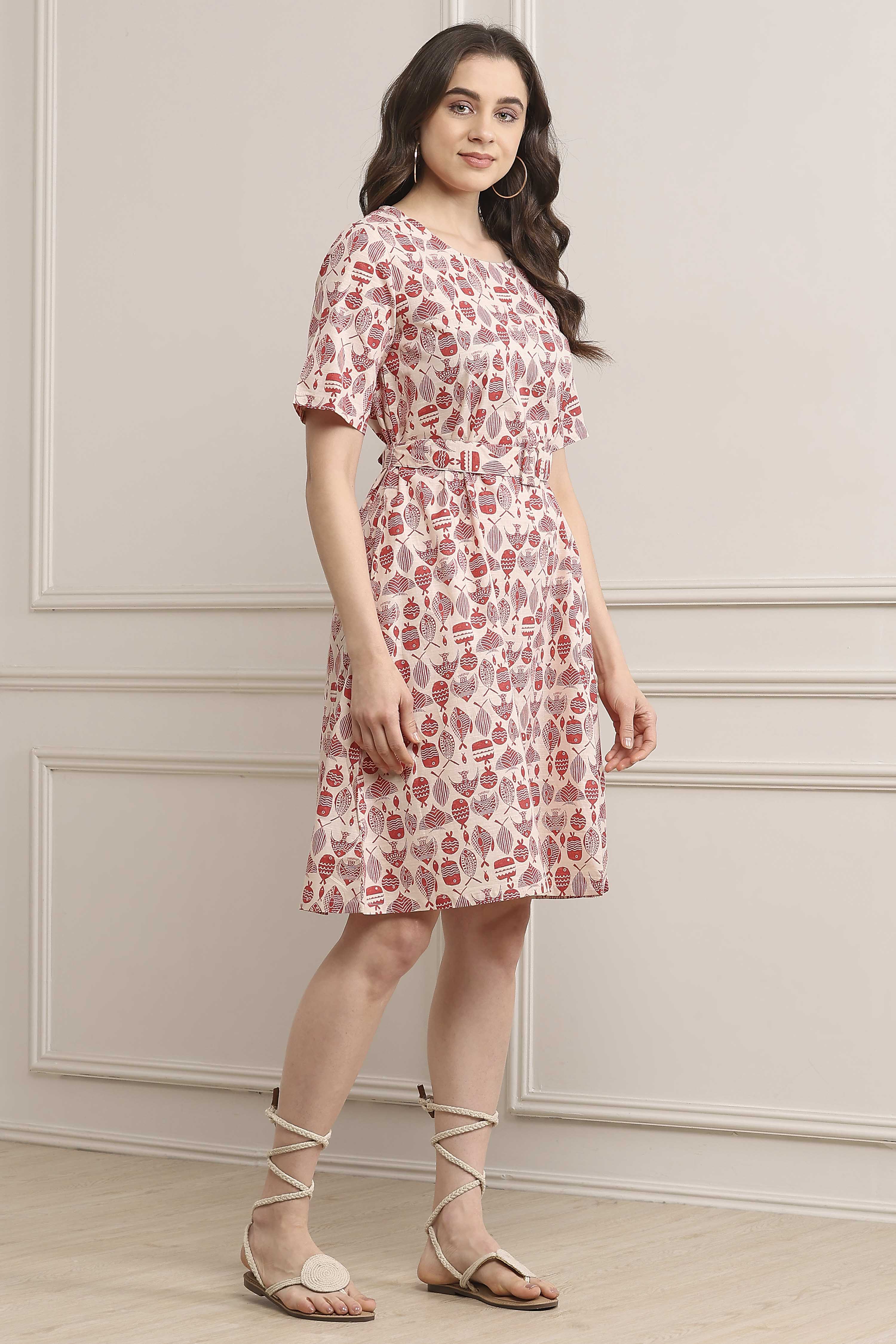 Coral Red Rayon Straight Printed Kurta image number 4