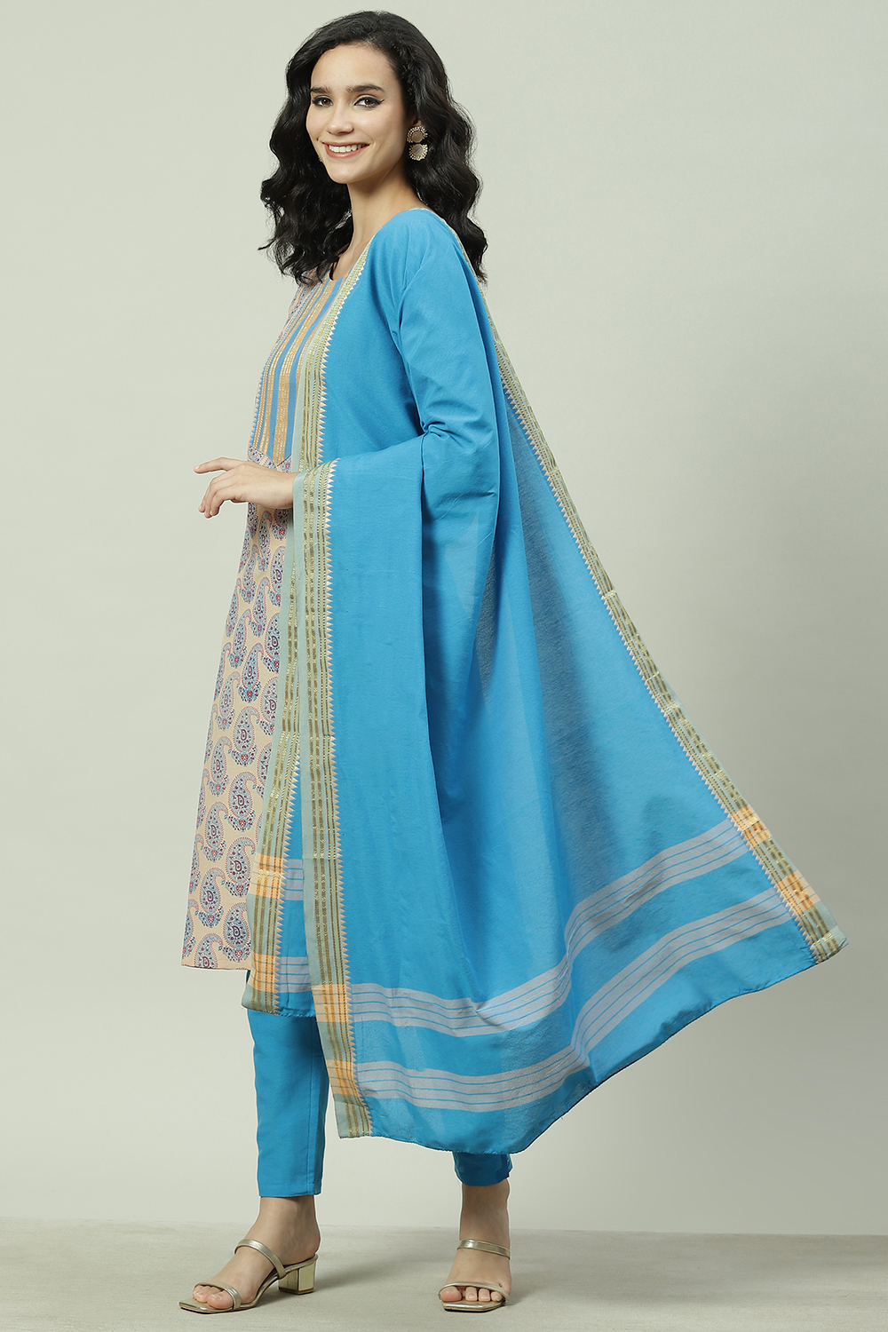 Blue Cotton Unstitched Suit Set image number 5