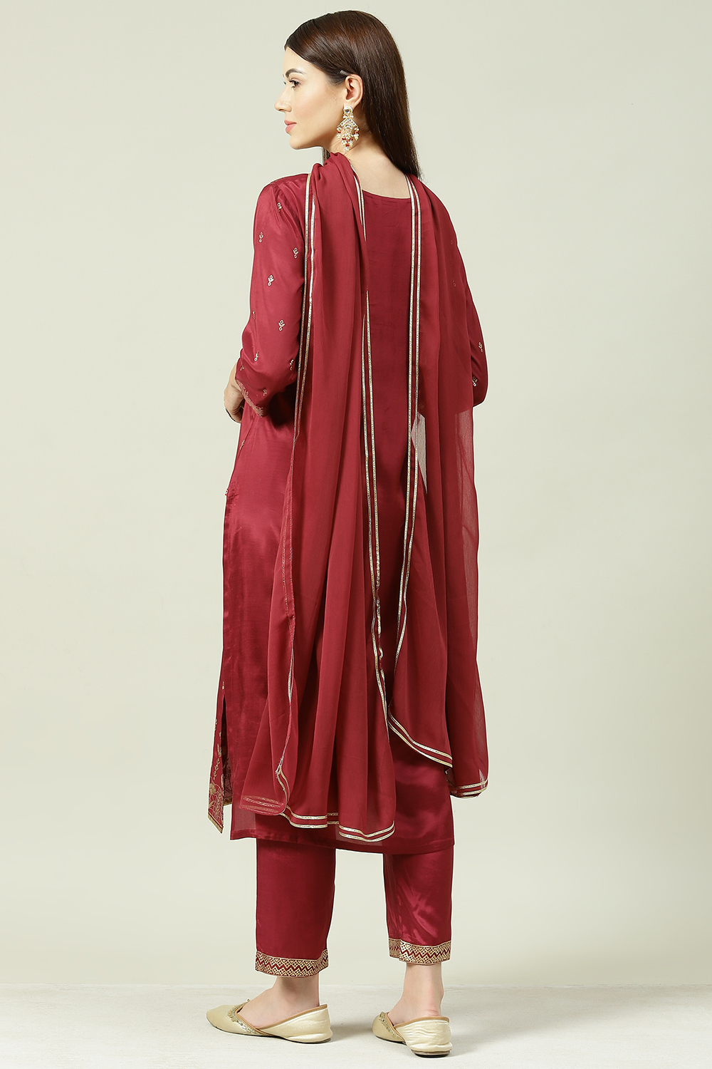 Wine Straight Kurta Regular Pants Suit Set image number 4